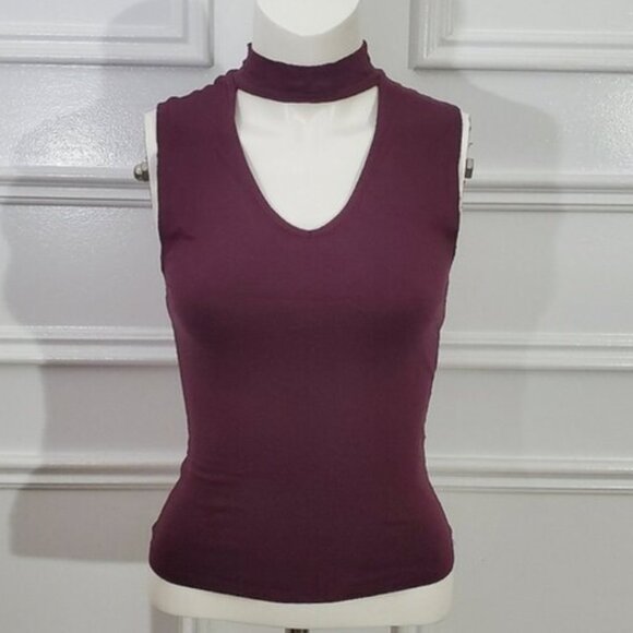 GARAGE Ring Neck Cutout Burgundy Sleeveless top - Picture 1 of 7